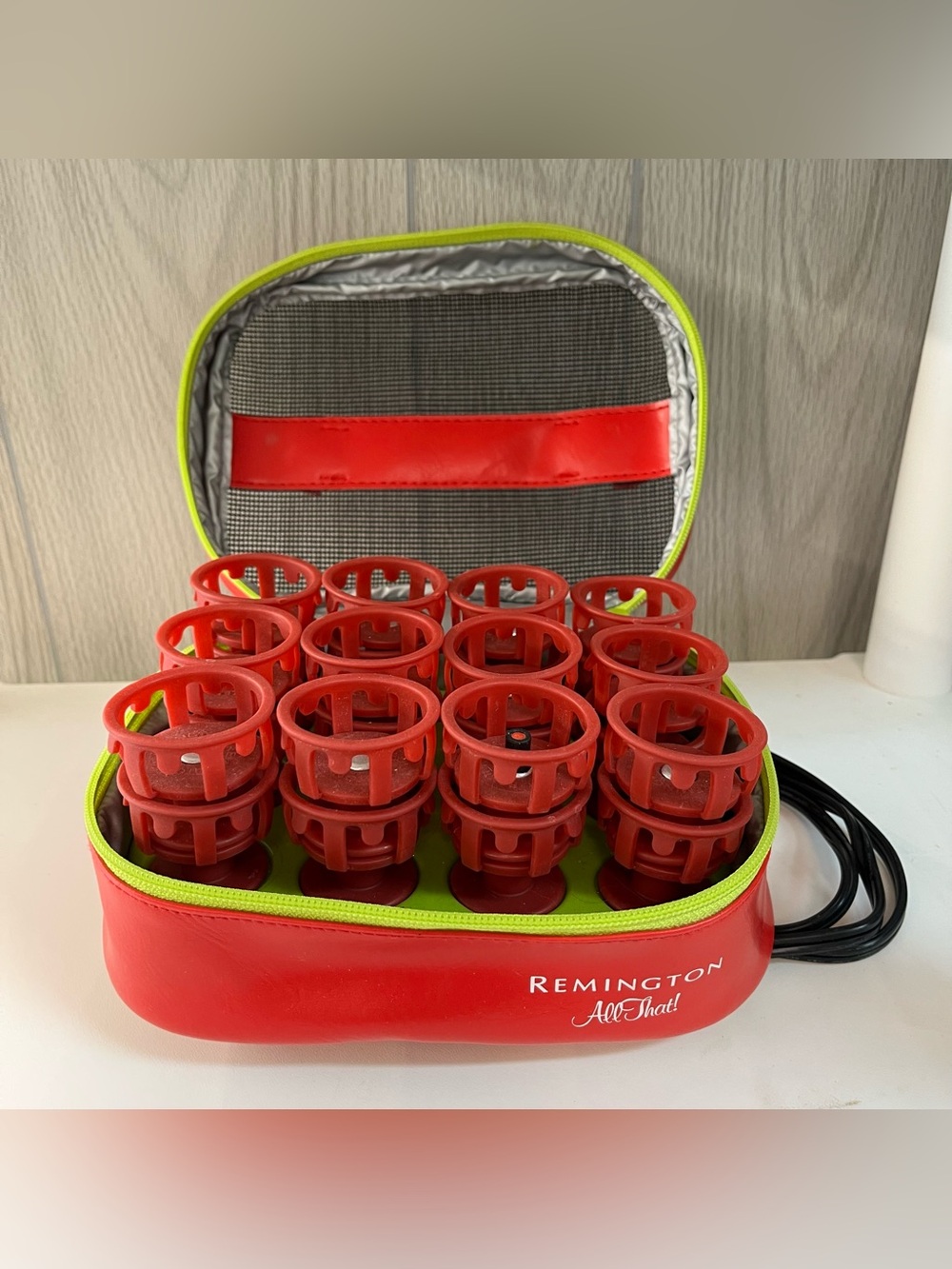 Remington All That Spoolies Wrap N Roll Curlers Self Locking Hot Rollers In Case